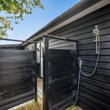 Suoma - 800m From The Sea By Interhome