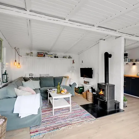 בית נופש Suoma - 800m From The Sea By Interhome *