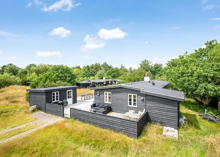 Suoma - 800m From The Sea By Interhome *