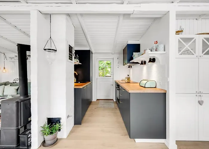 Ferienhaus Suoma - 800m From The Sea By Interhome